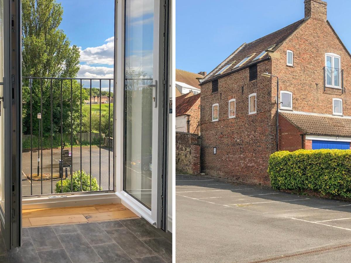 2 Rodgers Mews Apartment มัลทัน ภายนอก รูปภาพ