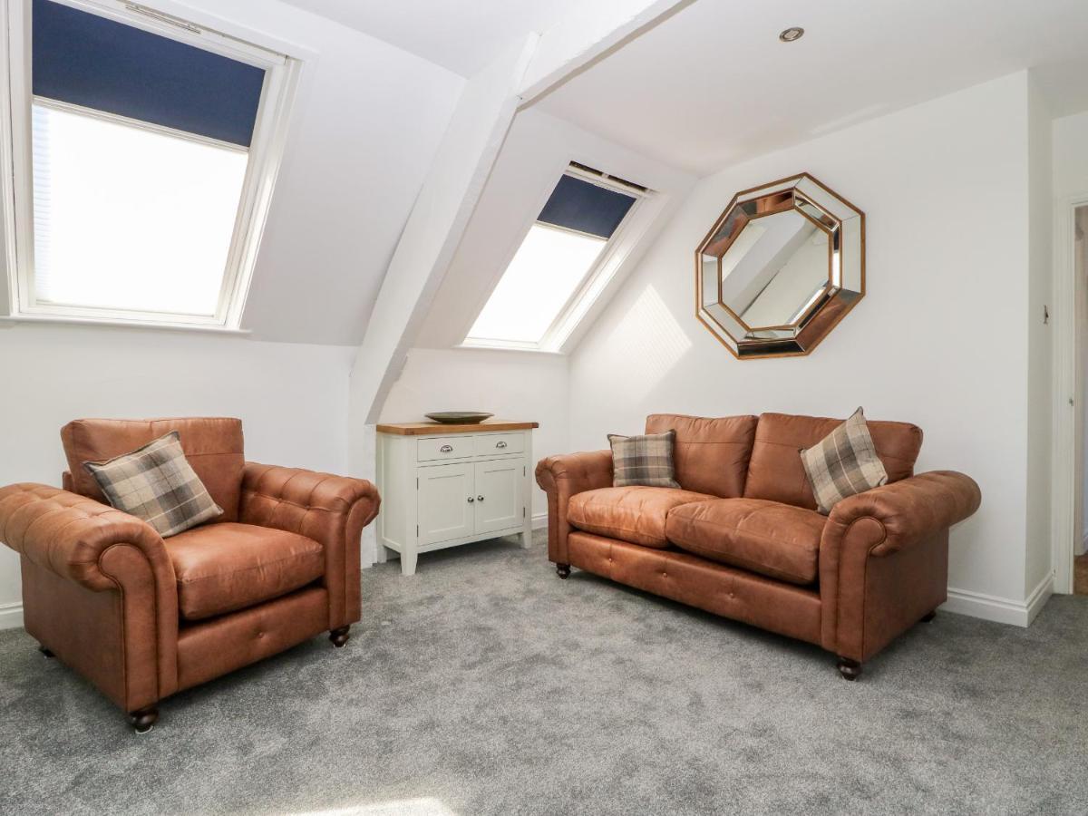 2 Rodgers Mews Apartment มัลทัน ภายนอก รูปภาพ