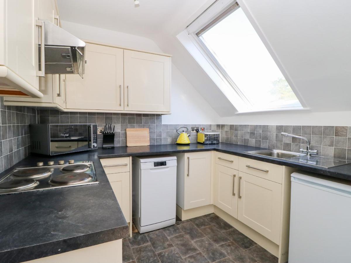 2 Rodgers Mews Apartment มัลทัน ภายนอก รูปภาพ